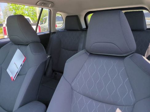 New 2026 Toyota Corolla Cross LE image 8