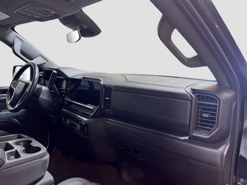 Used 2024 Chevrolet Silverado 1500 LT AWD/4WD image 28