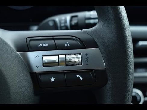 Used 2025 Hyundai Sonata SE image 23