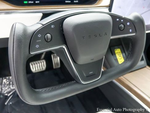 Used 2022 Tesla Model X AWD/4WD image 17