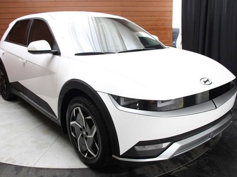 Used 2024 Hyundai Ioniq 5 SEL image 17