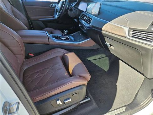Used 2023 BMW X5 xDrive40i w/ Premium Package image 21