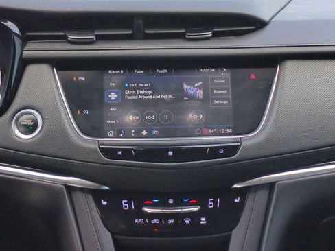 Used 2020 Cadillac XT5 Premium Luxury image 17