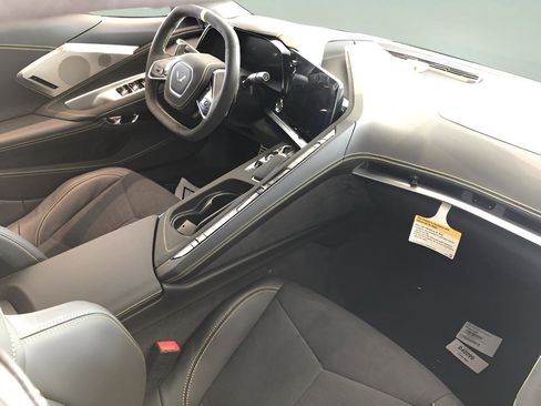 New 2024 Chevrolet Corvette Stingray Premium Conv w/ Z51 Performance Package image 6