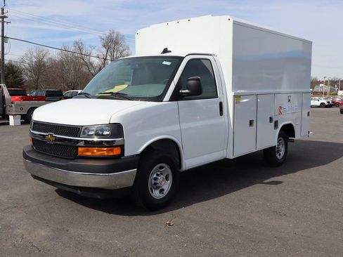 New 2026 Chevrolet Express 3500 w/ Power Convenience Package RWD image 24