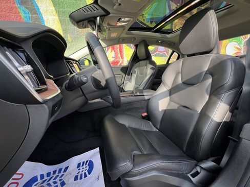 Used 2023 Volvo S60 B5 Ultimate image 19