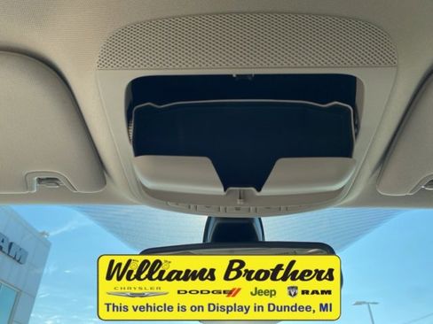 Used 2020 Ford Fusion SE image 14