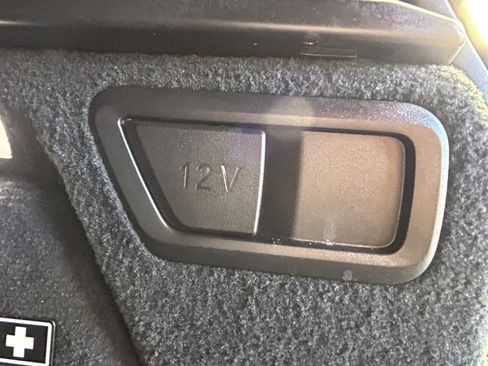 Used 2024 BMW X7 xDrive40i w/ Premium Package image 13