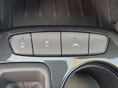 New 2026 Chevrolet TrailBlazer LT w/ Midnight Edition FWD image 31