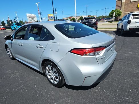 Certified 2024 Toyota Corolla LE FWD image 5