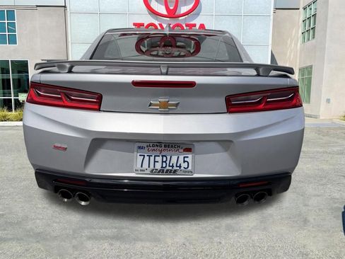 Used 2016 Chevrolet Camaro SS RWD image 6