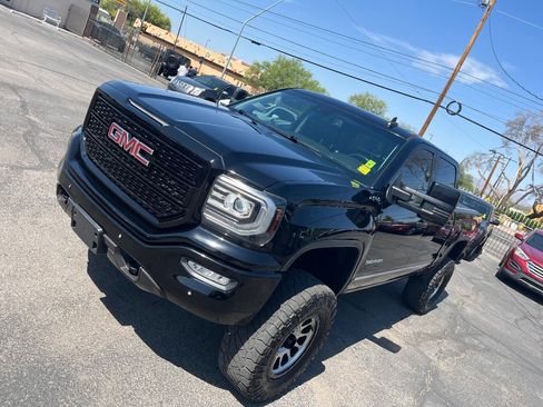 Used 2018 GMC Sierra 1500 SLT AWD/4WD image 45