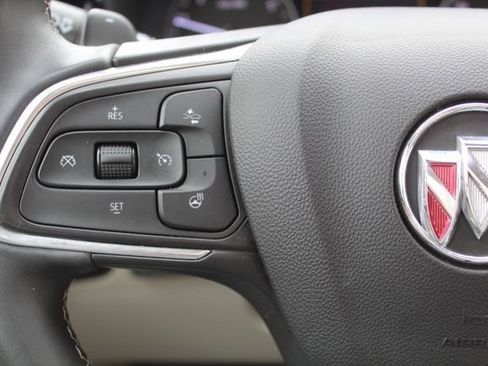 Used 2022 Buick Envision Avenir w/ Technology Package II FWD image 24