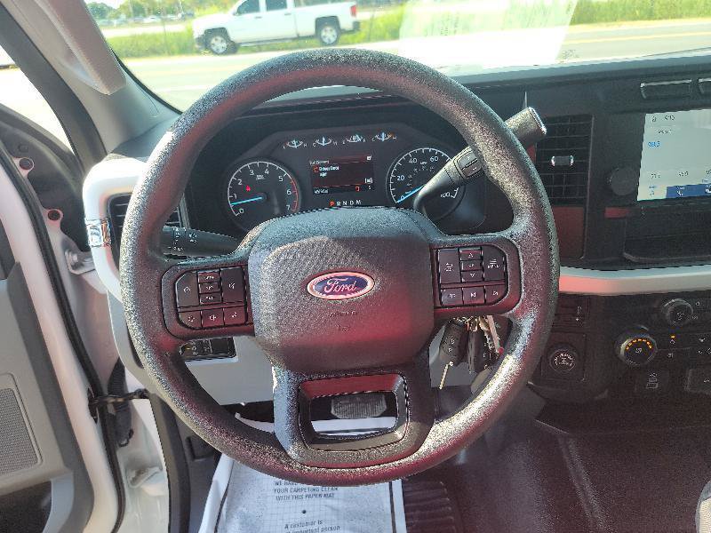 Used 2023 Ford F250 XL w/ XL Driver Assist Package RWD image 13