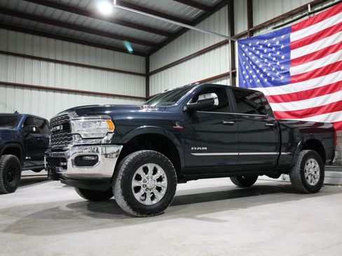 Used 2019 RAM 2500 Limited AWD/4WD image 1