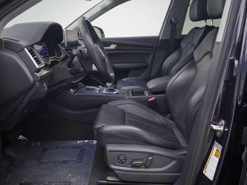 Used 2019 Audi Q5 2.0T Premium Plus w/ Premium Plus Package image 6