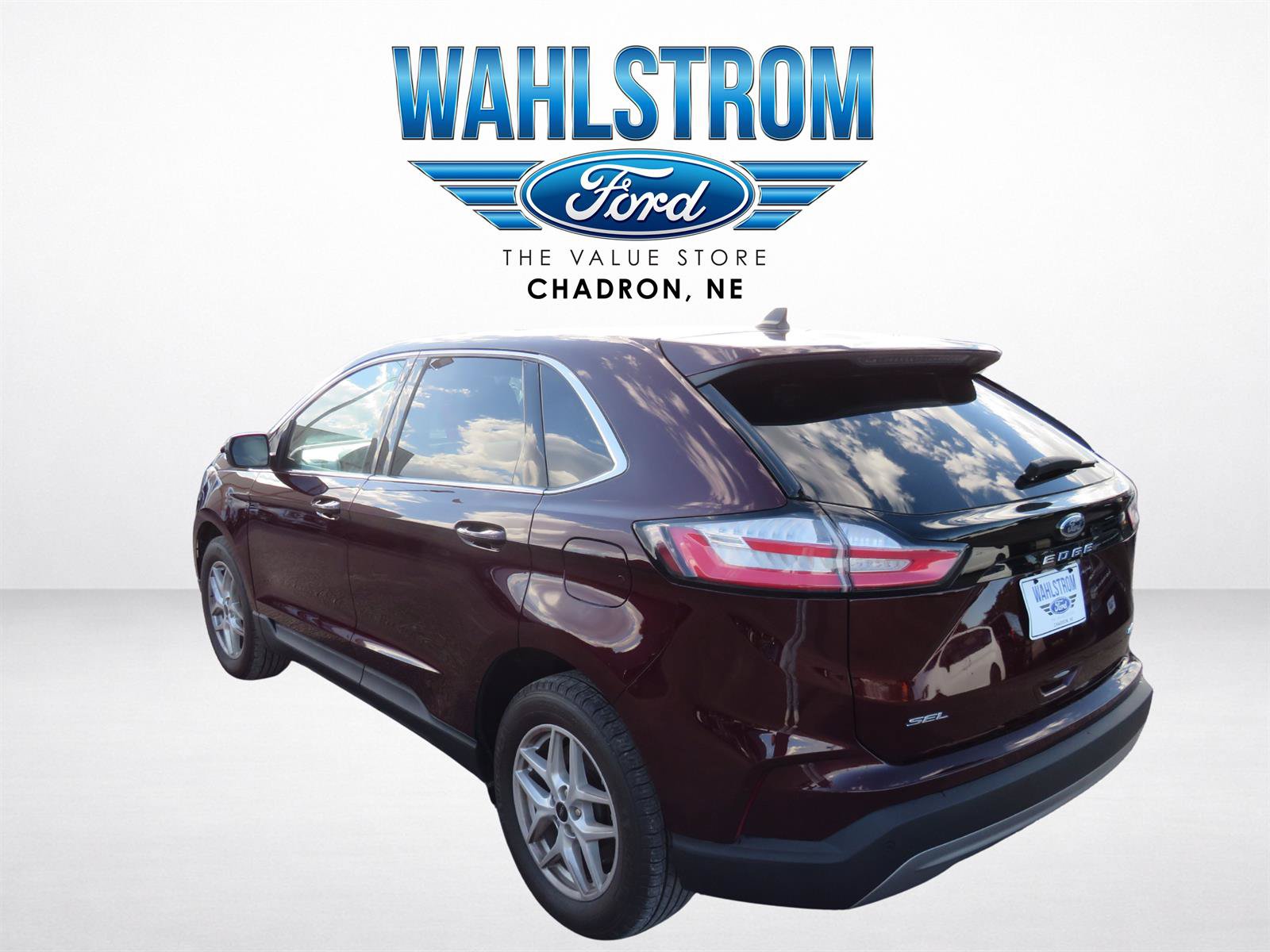 Used 2023 Ford Edge SEL w/ Convenience Package AWD/4WD image 3