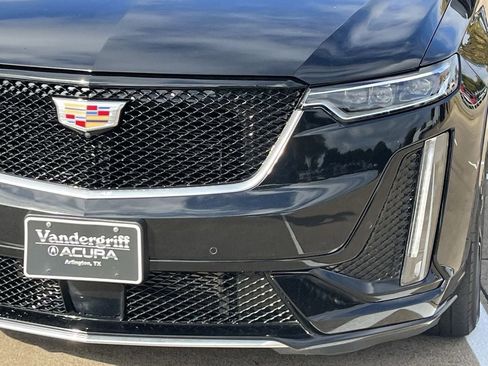 Used 2022 Cadillac XT6 Sport w/ Technology Package image 10
