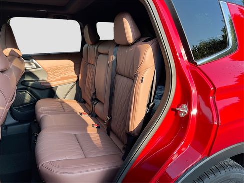 New 2025 Mitsubishi Outlander SEL image 26