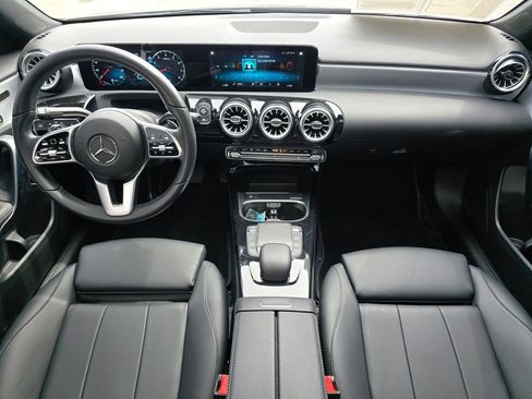 Used 2022 Mercedes-Benz A 220 4MATIC image 18