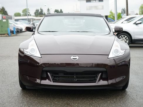 Used 2010 Nissan 370Z Touring w/ Sport Pkg RWD image 8