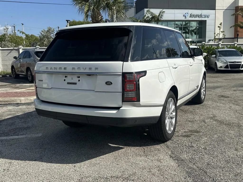 Used 2017 Land Rover Range Rover HSE AWD/4WD image 7