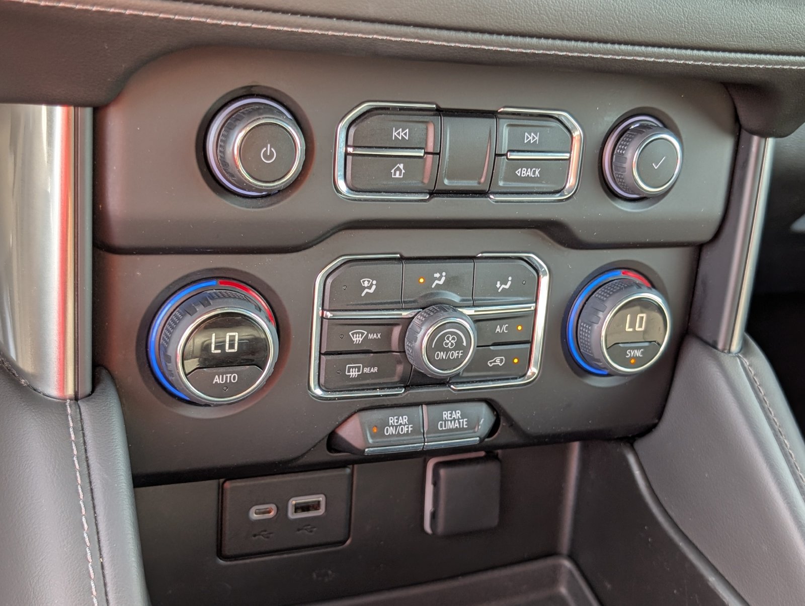 Used 2022 Chevrolet Tahoe LS AWD/4WD image 28