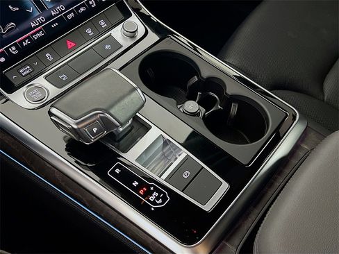 Used 2023 Audi Q7 2.0T Premium Plus w/ Premium Plus Package image 19