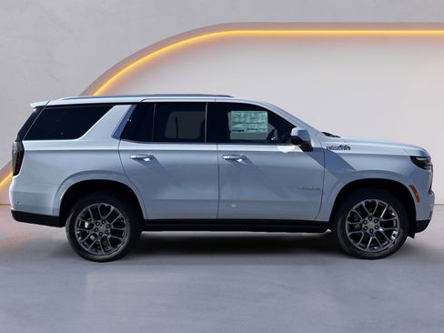 New 2026 Chevrolet Tahoe High Country image 2