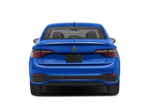 Used 2024 Volkswagen Jetta SE w/ Panoramic Sunroof Package FWD image 8