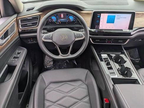New 2026 Volkswagen Atlas SE FWD image 14