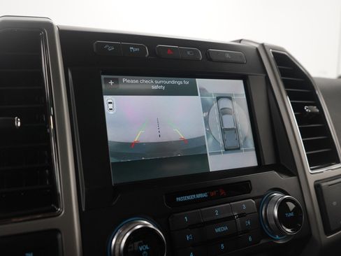 Used 2018 Ford F150 Lariat w/ Equipment Group 502A Luxury image 29