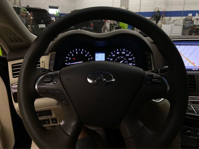 Used 2015 INFINITI Q70 3.7 AWD/4WD image 23