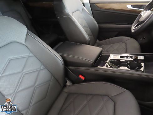 Used 2024 Volkswagen Atlas SE FWD image 27