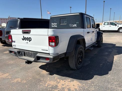Used 2021 Jeep Gladiator Sport AWD/4WD image 5