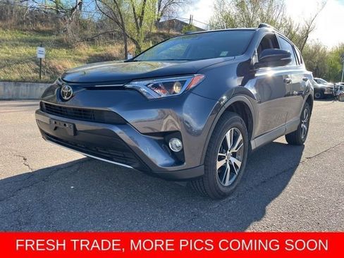 Used 2018 Toyota RAV4 XLE image 1