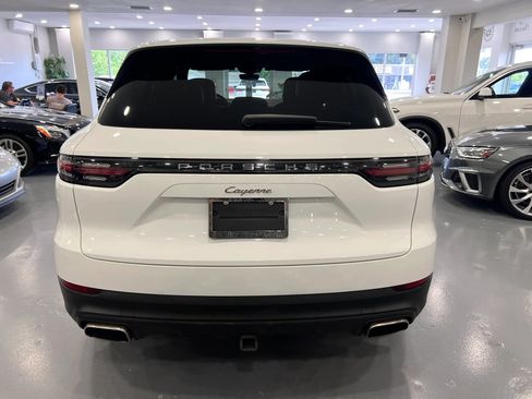 Used 2020 Porsche Cayenne AWD/4WD image 5