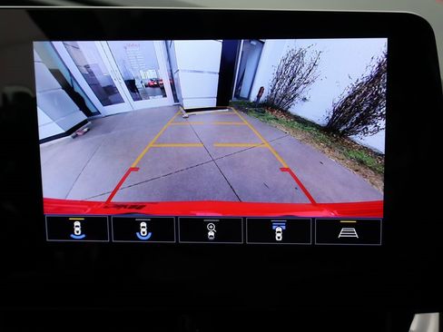 Used 2023 Chevrolet Corvette Stingray Premium Conv w/ Z51 Performance Package image 22