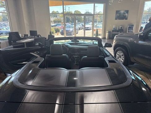 Used 2016 Chevrolet Camaro SS image 33