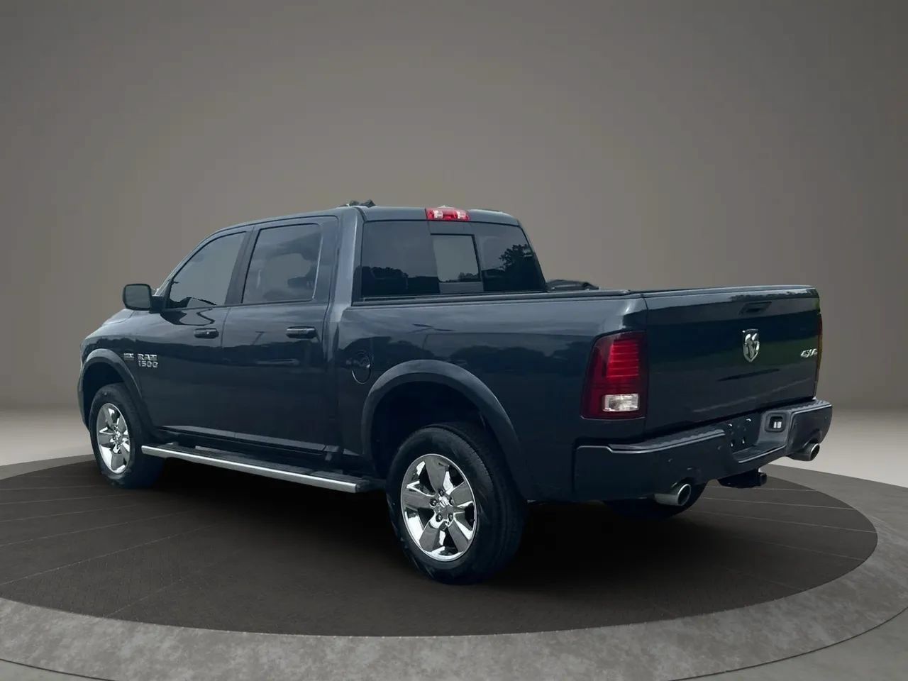 Used 2017 RAM 1500 Sport w/ Convenience Group AWD/4WD image 4