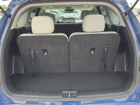 Certified 2025 Kia Sorento S w/ Panoramic Sunroof Package FWD image 10