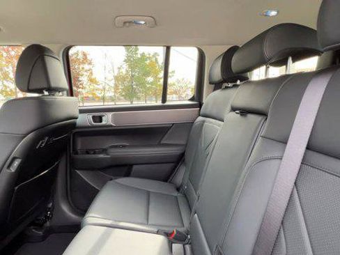 Used 2026 Hyundai Santa Fe SEL FWD image 35