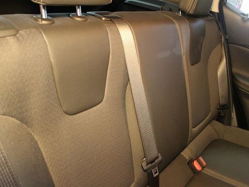 Used 2025 Buick Encore GX Preferred image 14