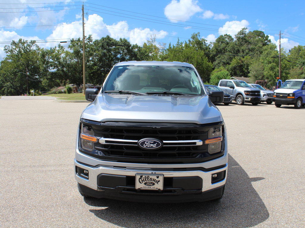 Used 2025 Ford F150 XLT w/ Equipment Group 301A Standard RWD image 5