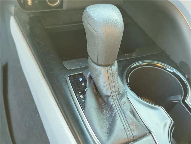 Used 2019 Toyota Camry LE FWD image 17