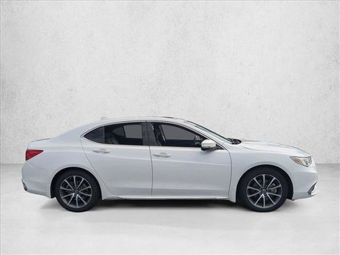 Used 2018 Acura TLX w/ Technology Package FWD image 4