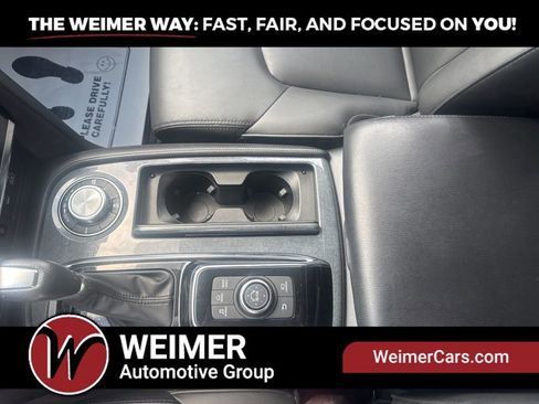 Used 2022 Nissan Armada SV AWD/4WD image 21