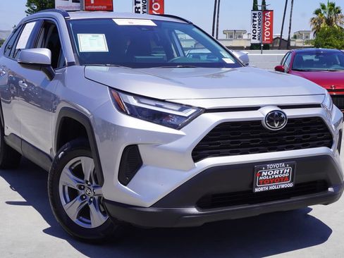 Certified 2025 Toyota RAV4 LE AWD/4WD image 2