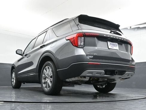 New 2026 Ford Explorer Active w/ Active Comfort Package image 28