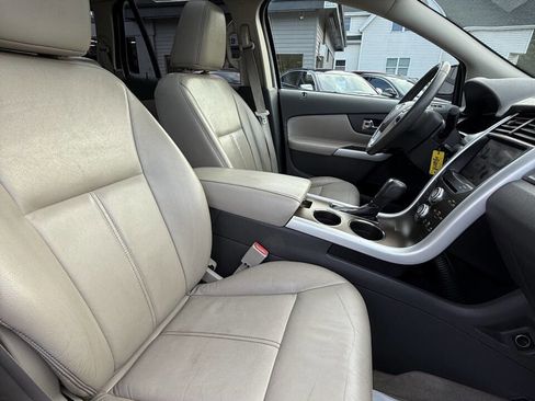 Used 2011 Ford Edge SEL w/ 202A Rapid Spec Order Code image 19